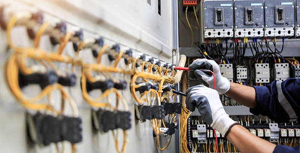 Professional Electrician technician working in La Presa, CA